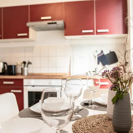 Apartment Cosyhomes24 - Centrally With Balcony And Parking Space - Il01