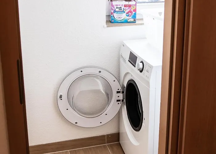 Cosyhomes24 - Centrally With Balcony And Parking Space - Il01a