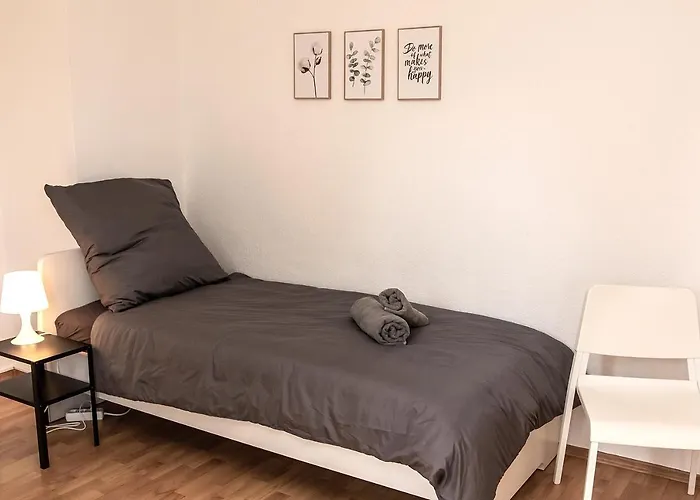 Cosyhomes24 - Centrally With Balcony And Parking Space - Il01a * Iserlohn