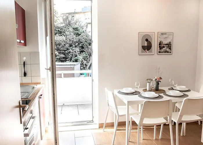 Cosyhomes24 - Centrally With Balcony And Parking Space - Il01a Appartement *